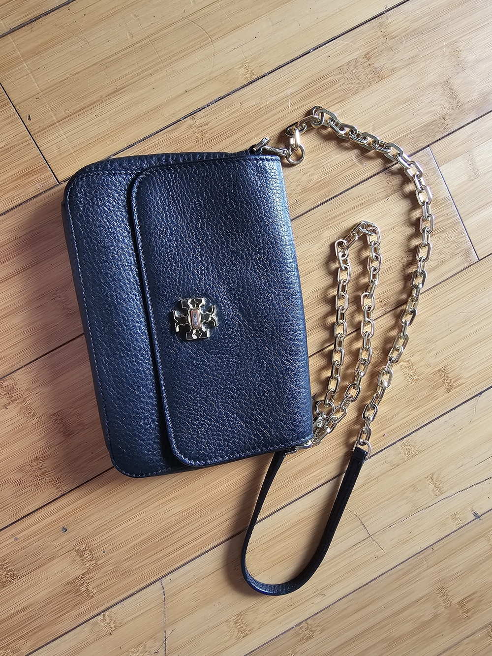 Tory Burch Black Pebbled Leather Shoulder Bag with Gold Chain